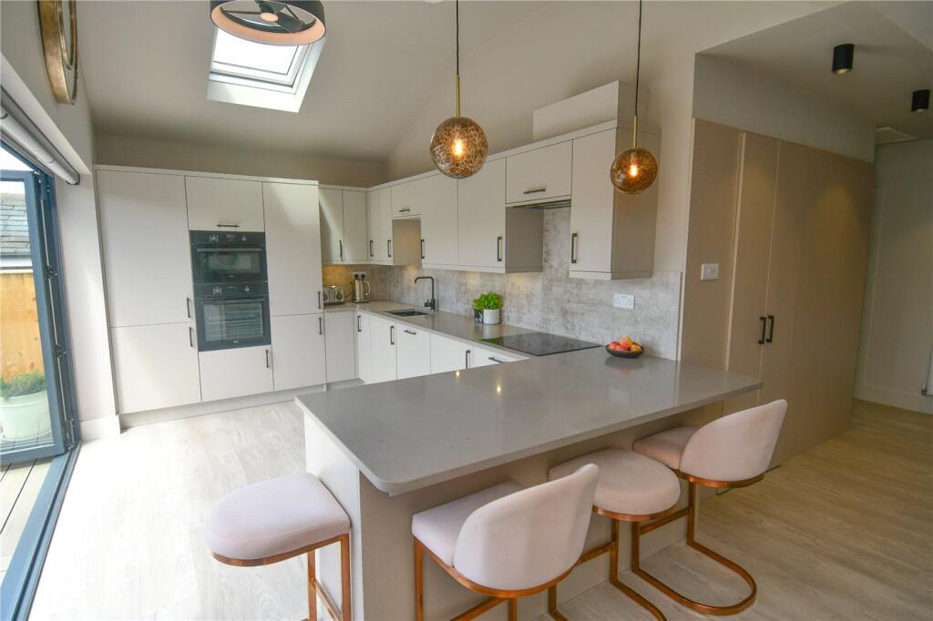 House in Wirral, Liverpool City Region - View 2