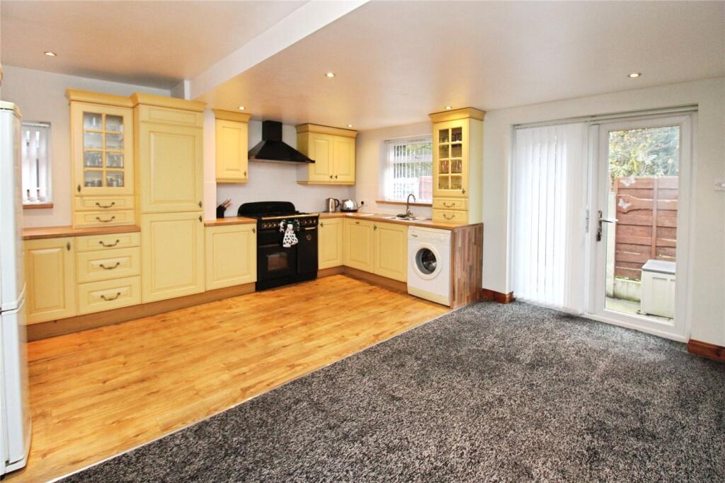 Broomhall Road, Pendlebury, Swinton, Manchester, M27 photo 3