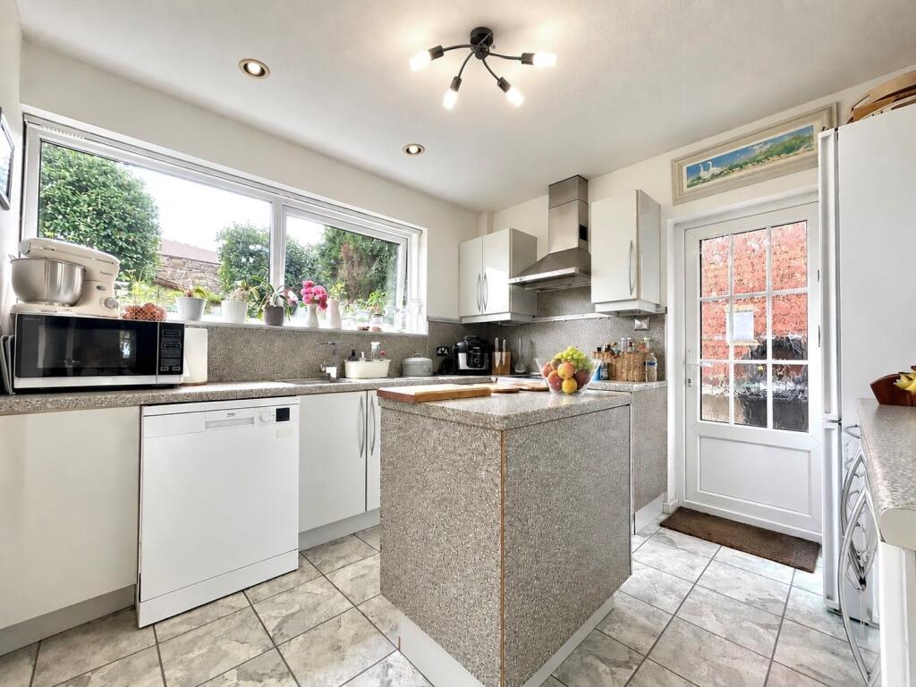 House in Dudley - More