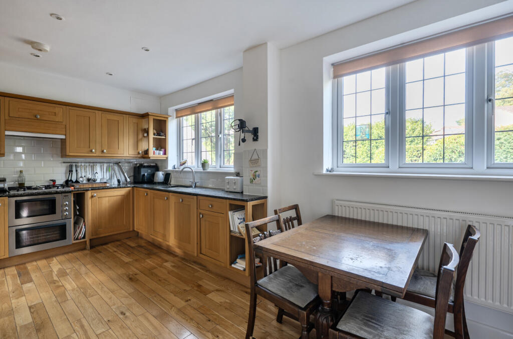 House in Eastleigh, Stoke Common, Bishopstoke - View 4