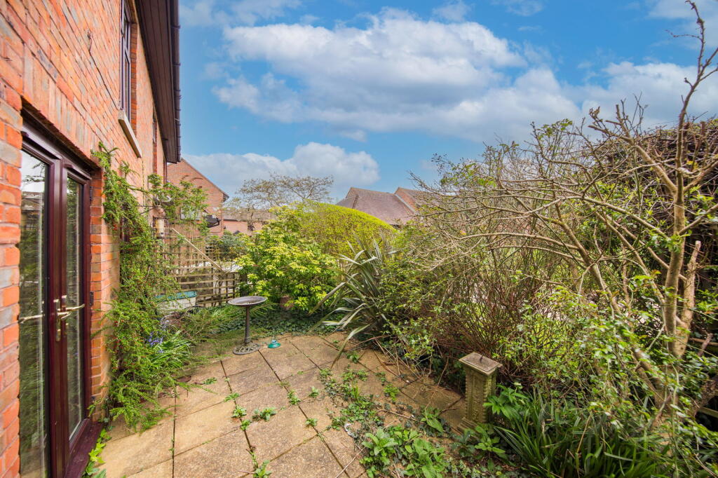Home Farm Court, Tunbridge Wells - More