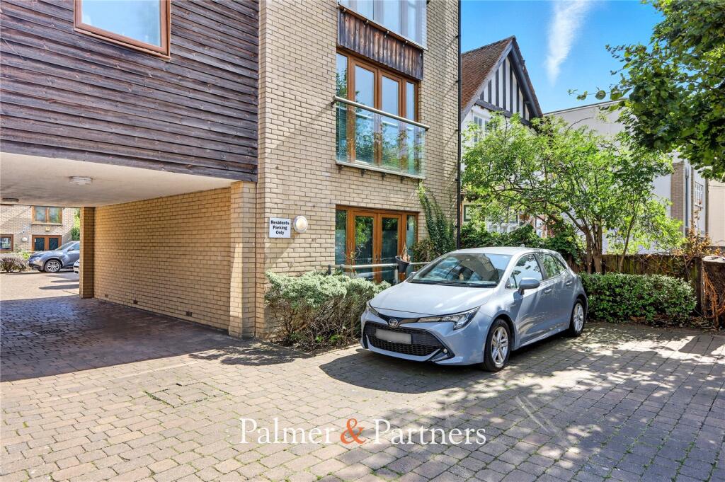 Broomfield Road, Chelmsford, Essex, CM1 photo 2