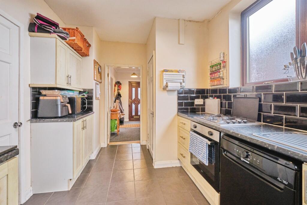 Kenelm Road, Oldbury - View 2