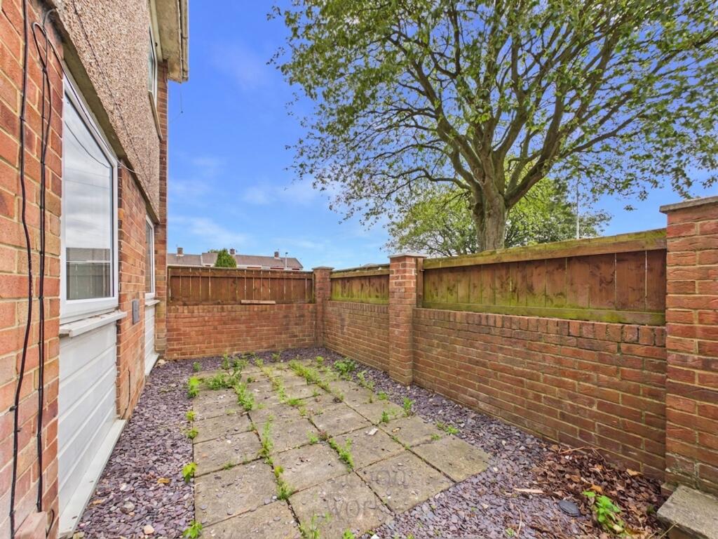 Apartment in Gateshead, Eighton Banks, Wrekenton - More
