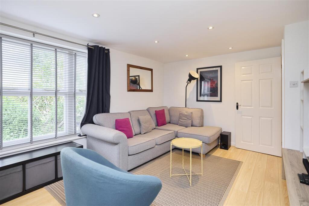 Main image of property: Willesden Green, NW2