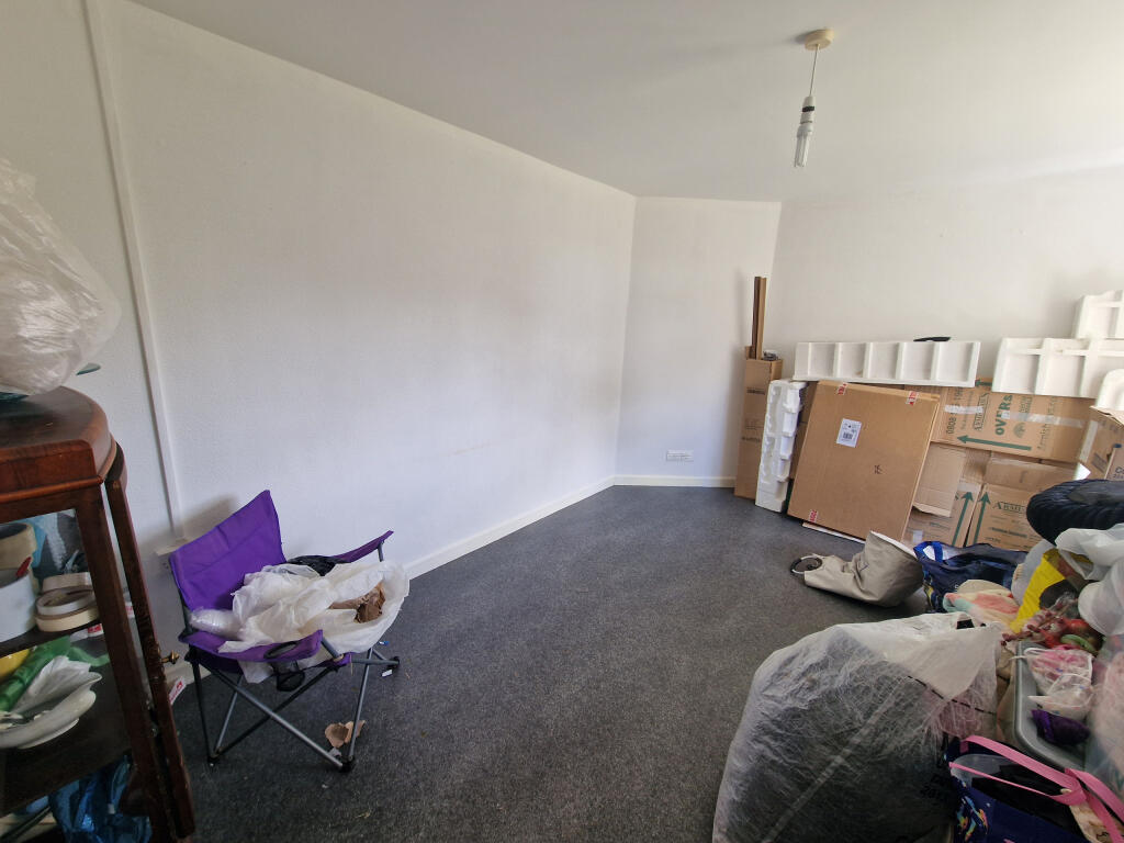 House in Yeovil, Somerset - View 3