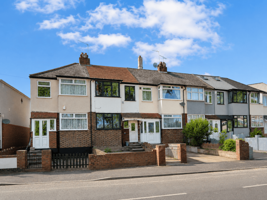 London, E6 - View 2