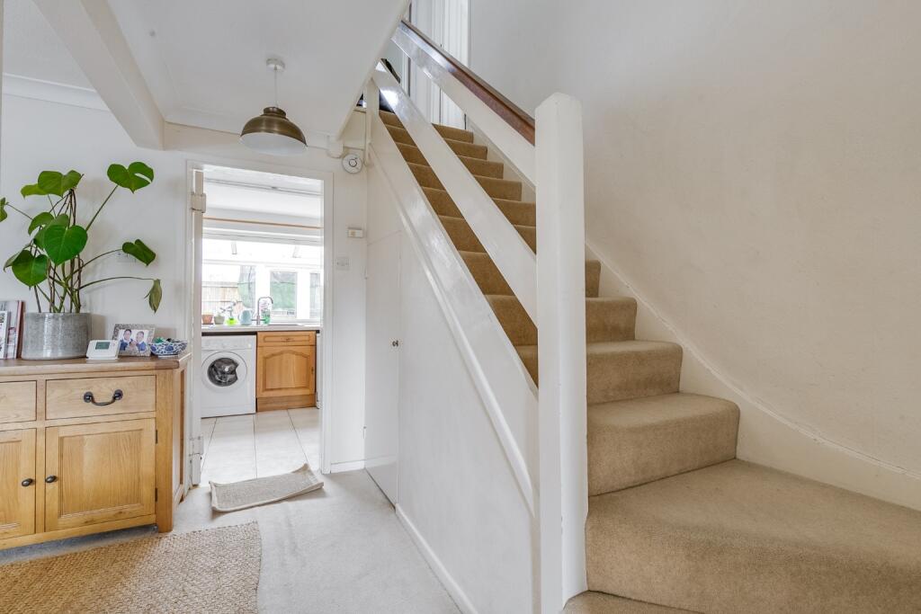 Additional image 9 of Harwood Close, Tewin, Welwyn, Hertfordshire, AL6 0LF