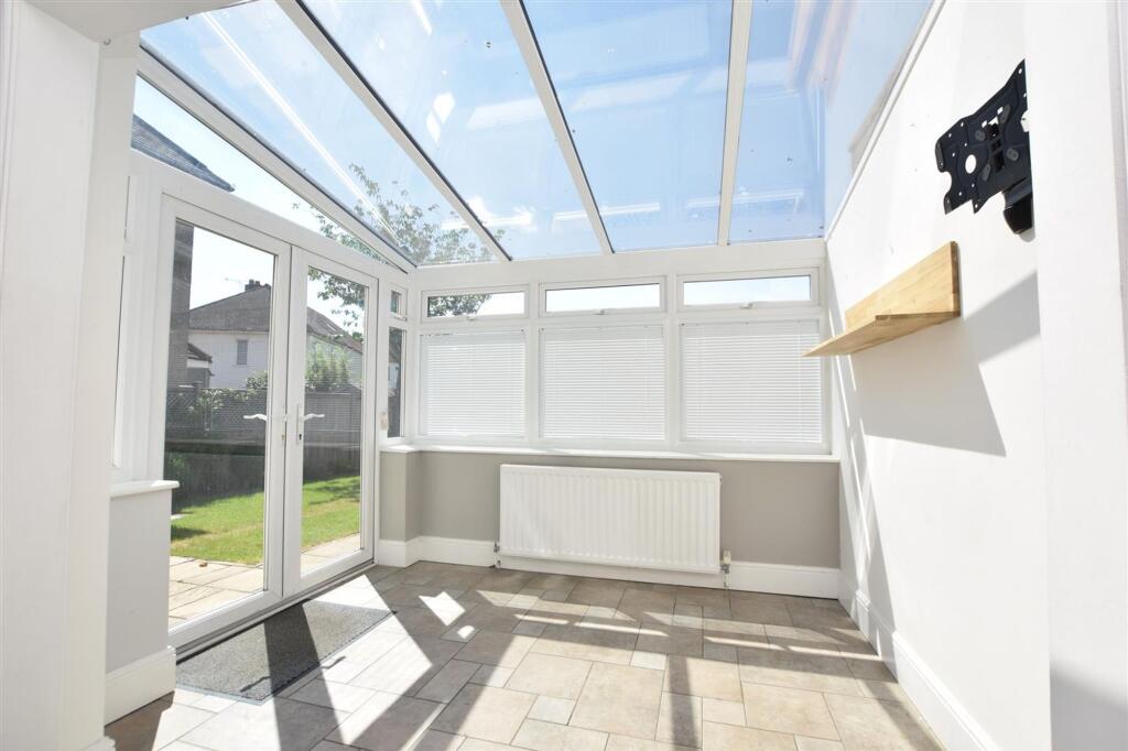 5 bedroom house for rent