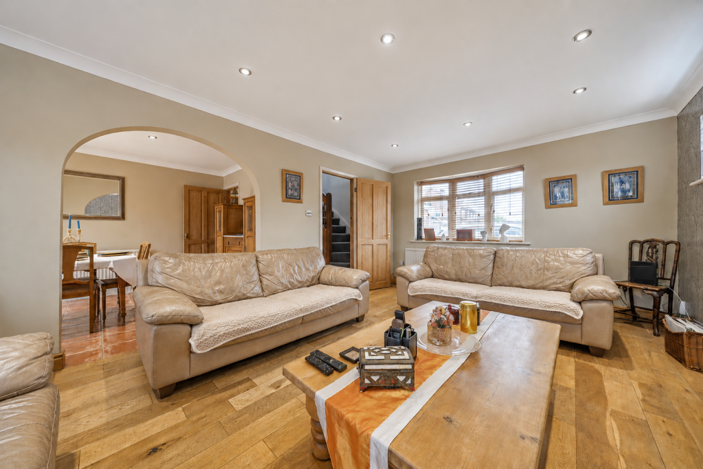 House in Reading - More
