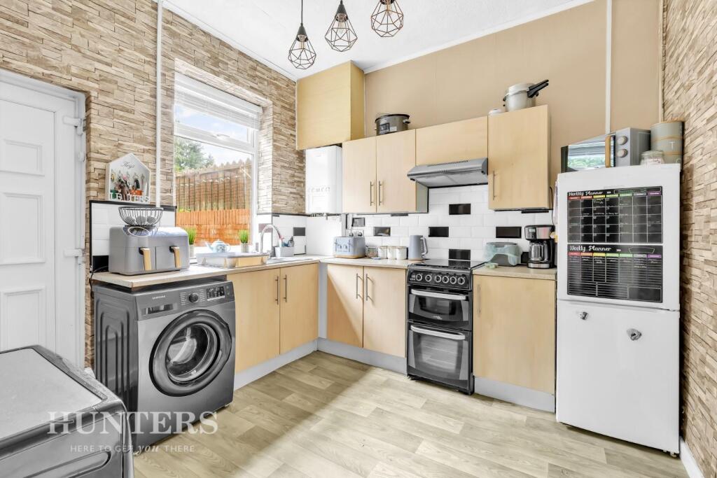 House in Oldham - View 5