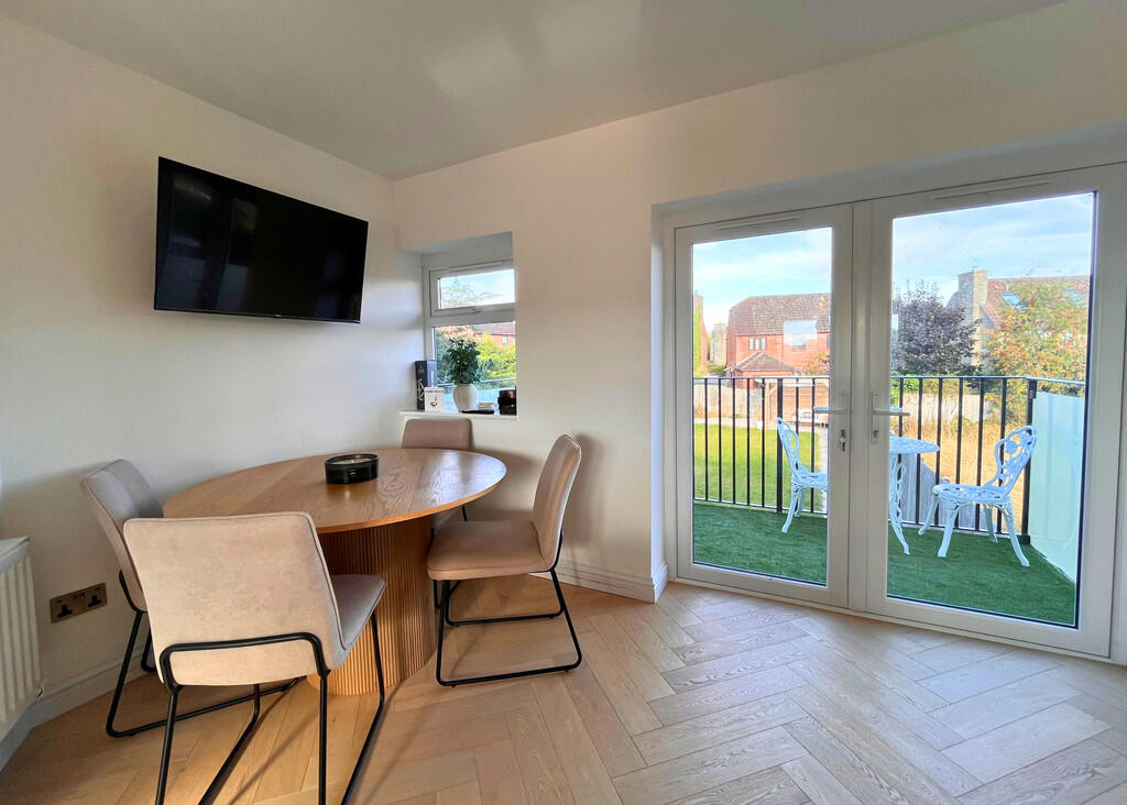 House in Swindon - View 5