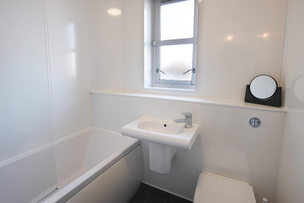Apartment in Aberdeen - View 5