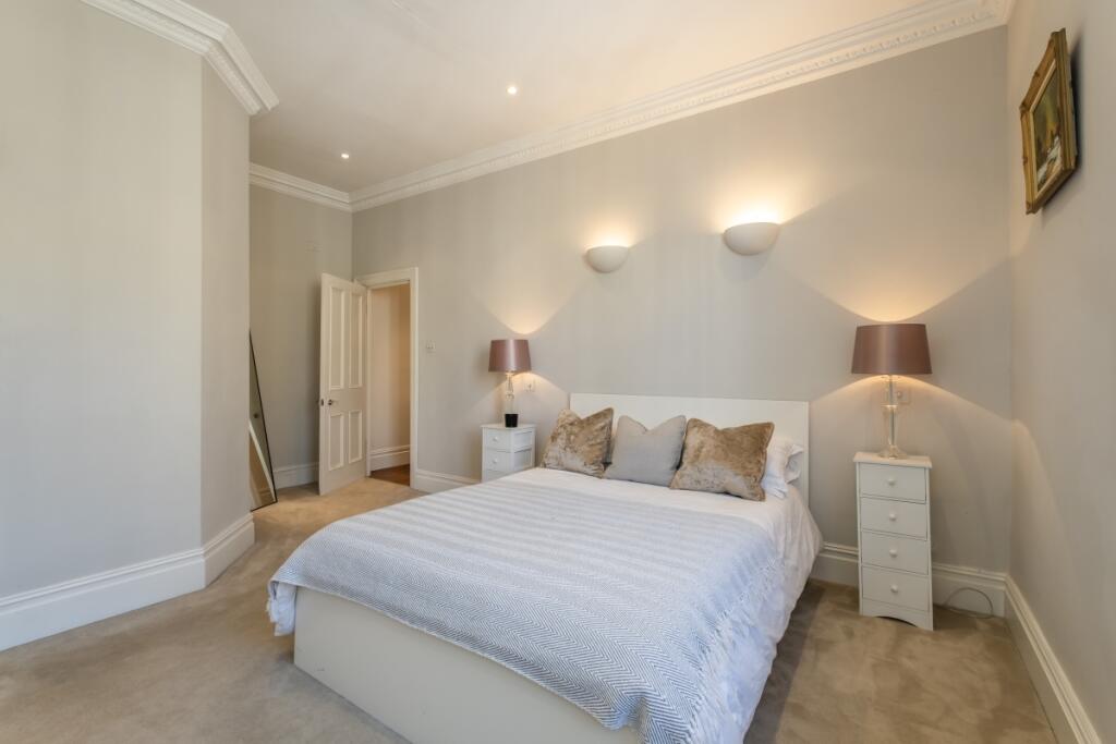 3 bedroom flat for rent