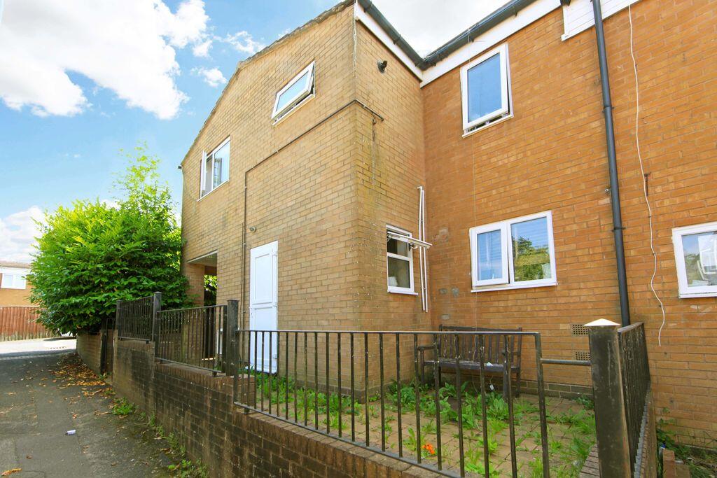 3-bed terraced on Wealdstone, woodside, £139,950