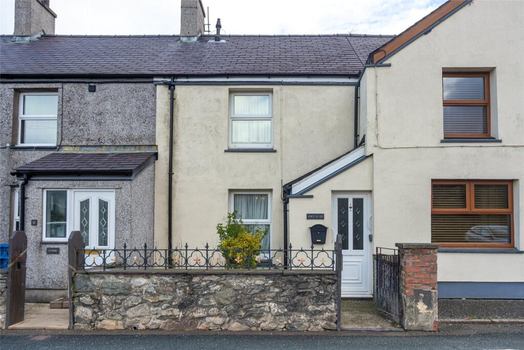 Main image of property: Rhes Faenol, Deiniolen, Caernarfon, Gwynedd, LL55