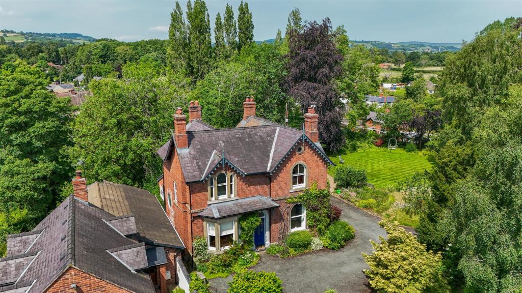 Main image of property: Rhoswiel, Weston Rhyn, SY10 7TG