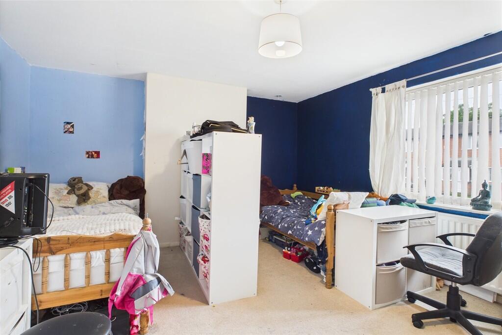 Bavington Drive , Newcastle Upon Tyne  photo 5