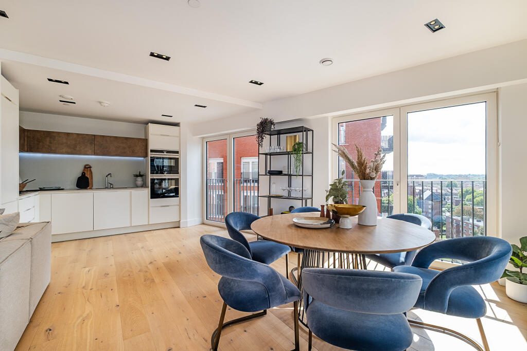 Main image of property: Keybridge, Exchange Gardens, London, SW8