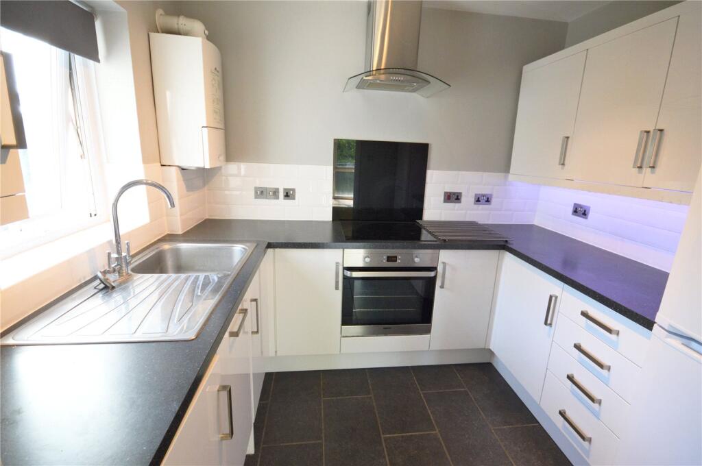Apartment in Southampton - View 5
