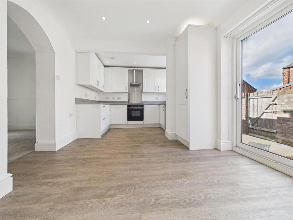 House in Newcastle upon Tyne - More