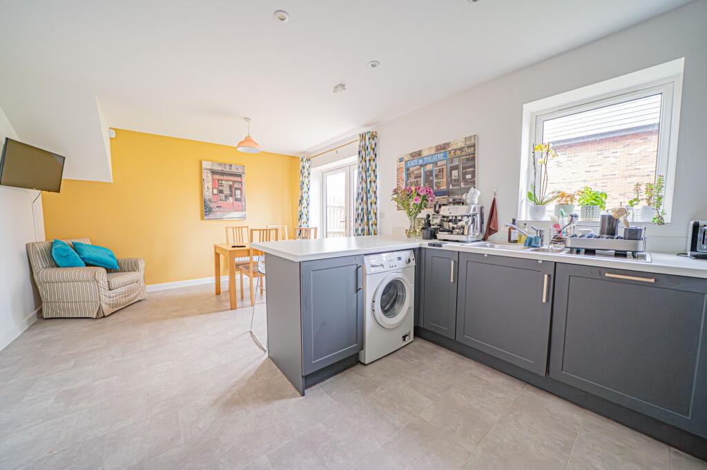 Additional image 5 of Rosewood Drive, Shirley, B90