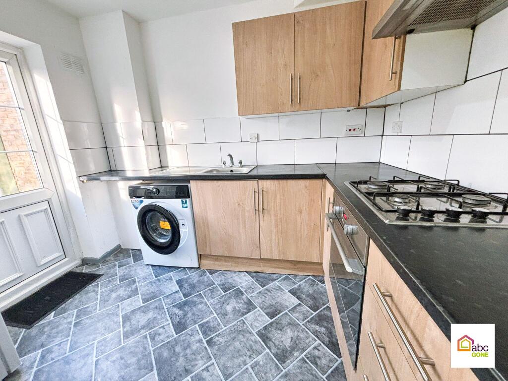 Main image of property: Amwell View, New North Road, Ilford