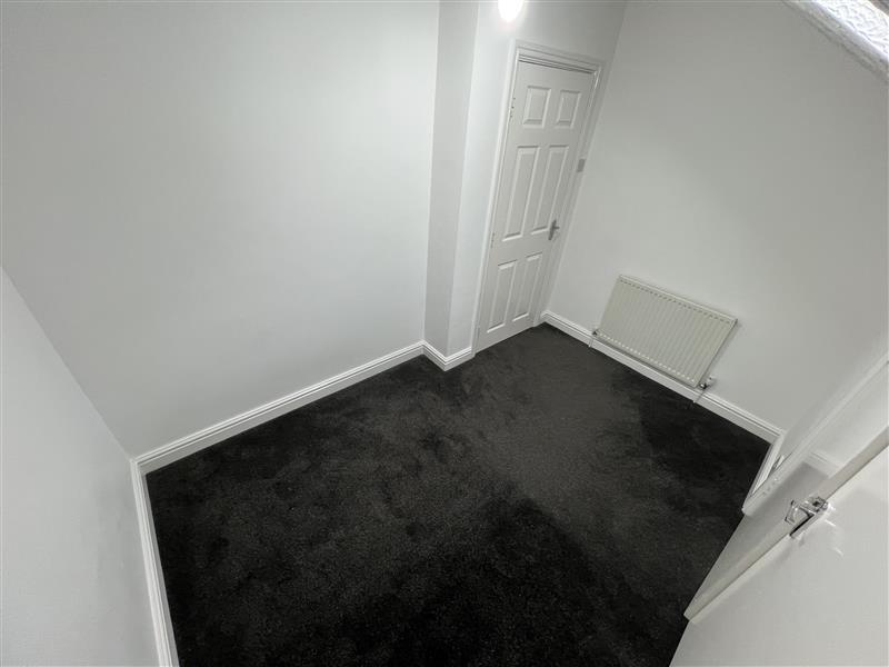 Apartment in Stockport, Heaviley, Cale Green - View 5