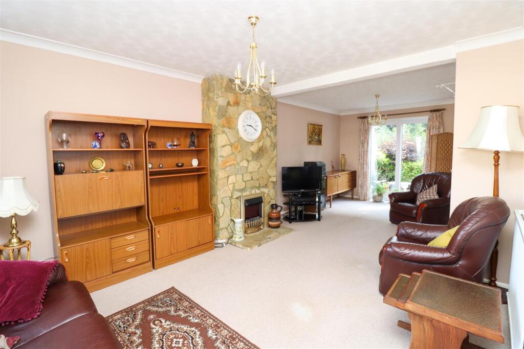 House in Hart, Church Crookham - View 2