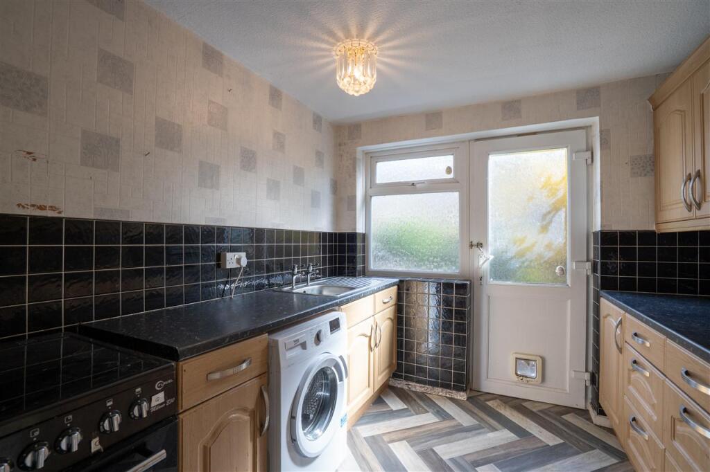 Apartment in Birmingham, Lyndon Green - View 4