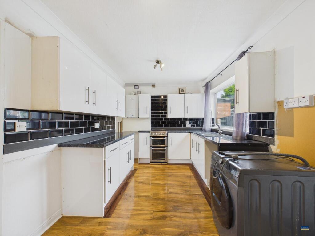 House in Oldham - View 5