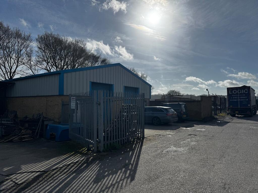 Additional image 4 of 8-9 Babylon View Oxford Road, Pen Mill Trading Estate, Yeovil, BA21 5HR