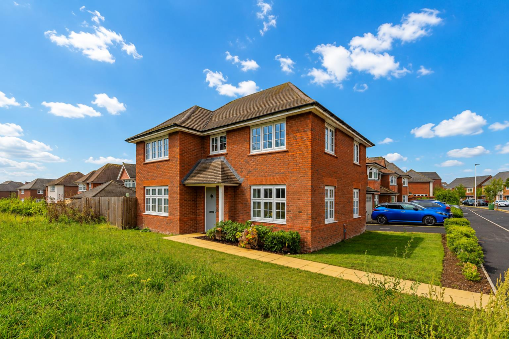 Main image of property: Rhodfa Pant-Teg, Lisvane, Cardiff