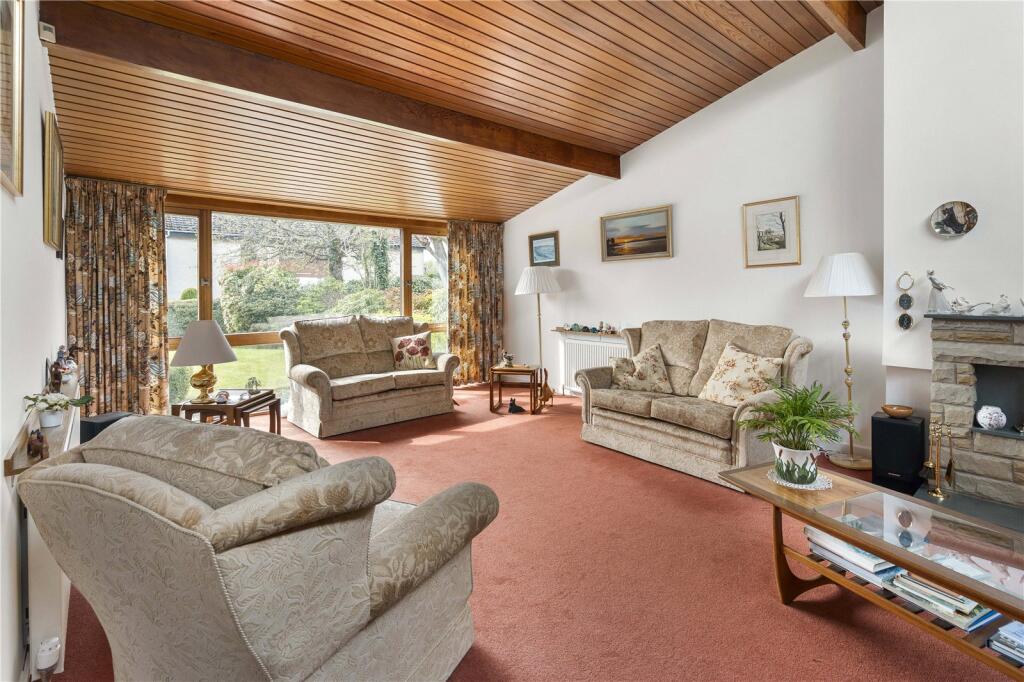 House in Edinburgh, East Craigs - View 5