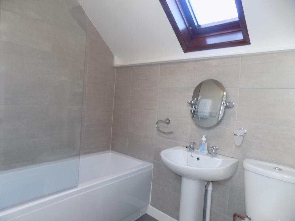 House in York - View 5