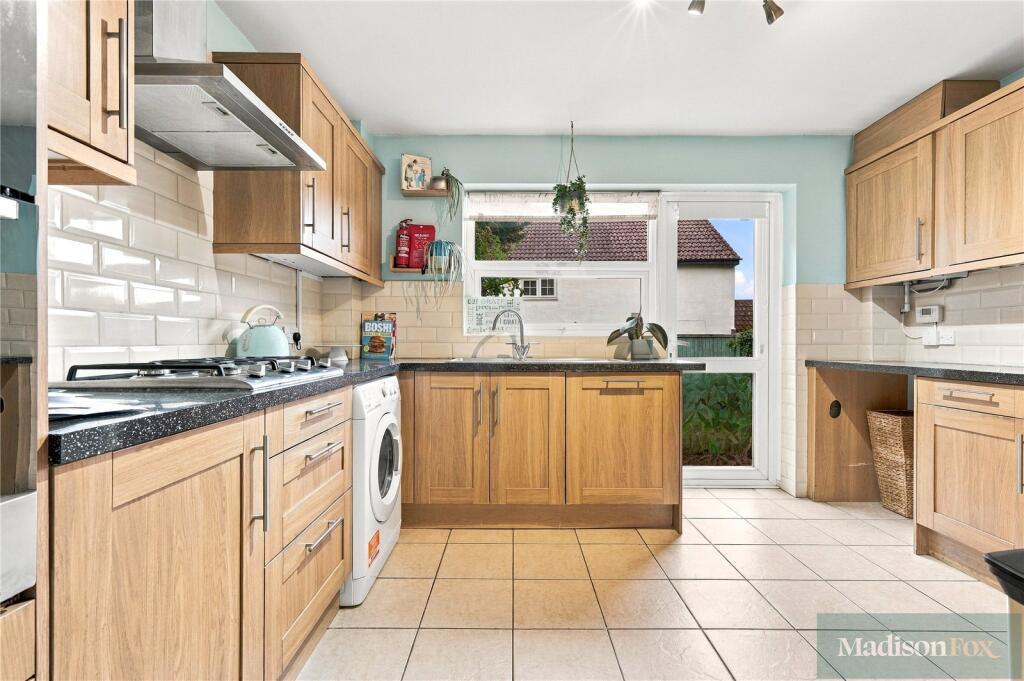 House in Ilford - More