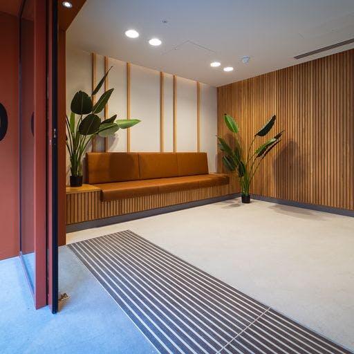 Reception seating