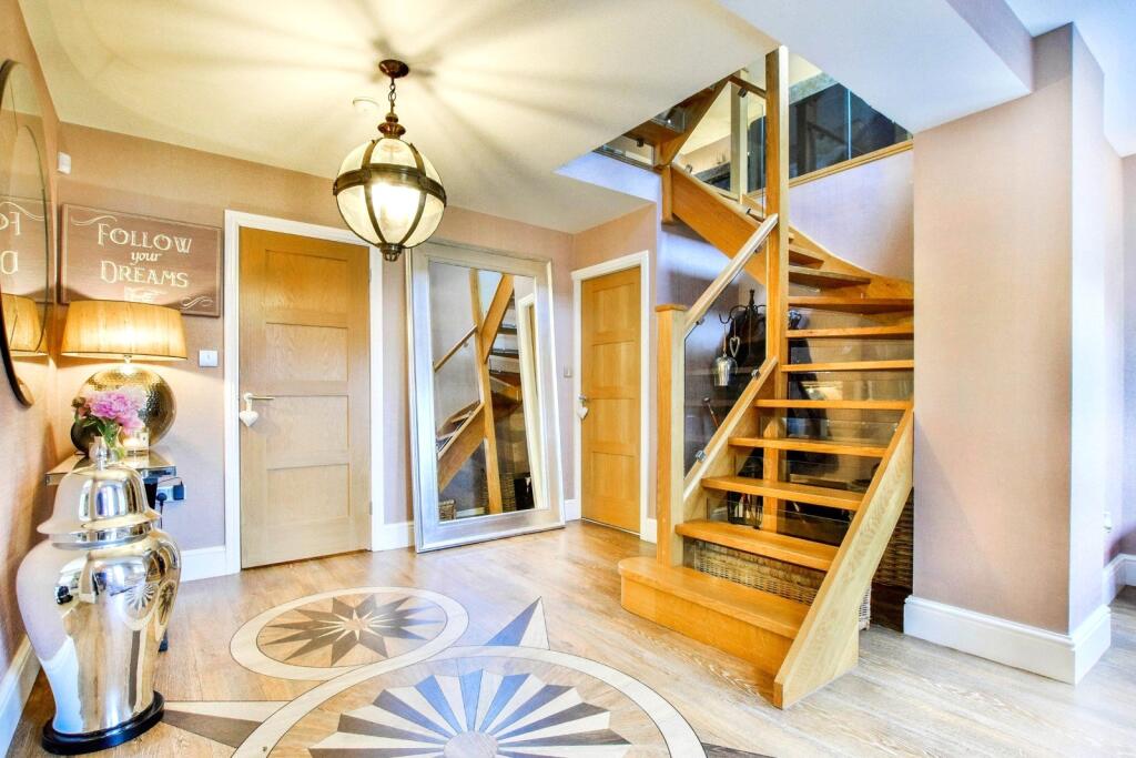 House in Stockport - View 5