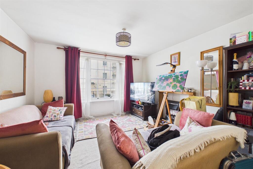 Wellington Terrace, Clifton - View 2