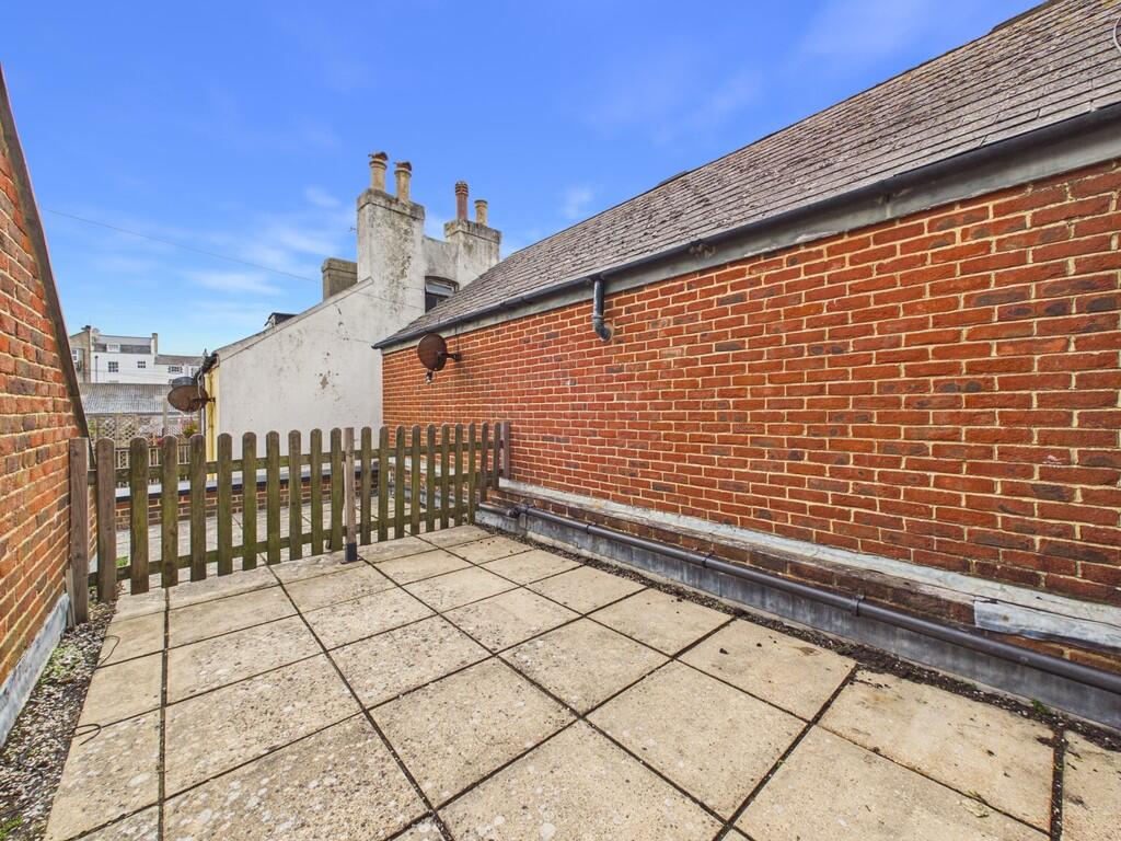 Apartment in Brighton - View 2