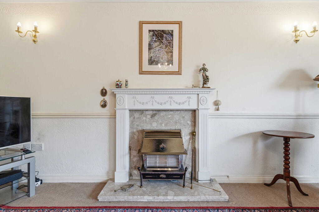 House in Rushden, North Northamptonshire - View 5