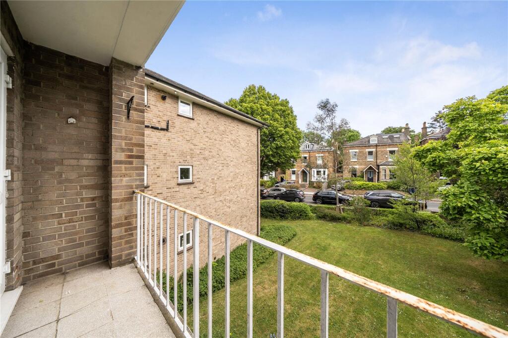 Mount Avenue, Ealing - View 2