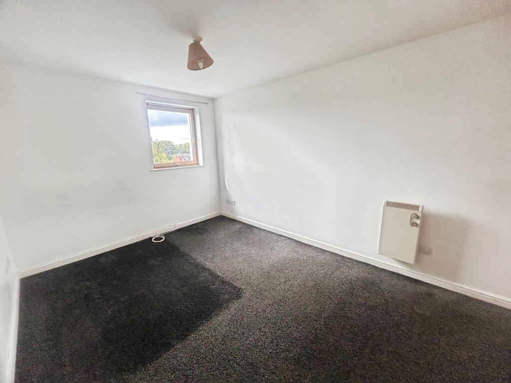Apartment in Wolverhampton - More