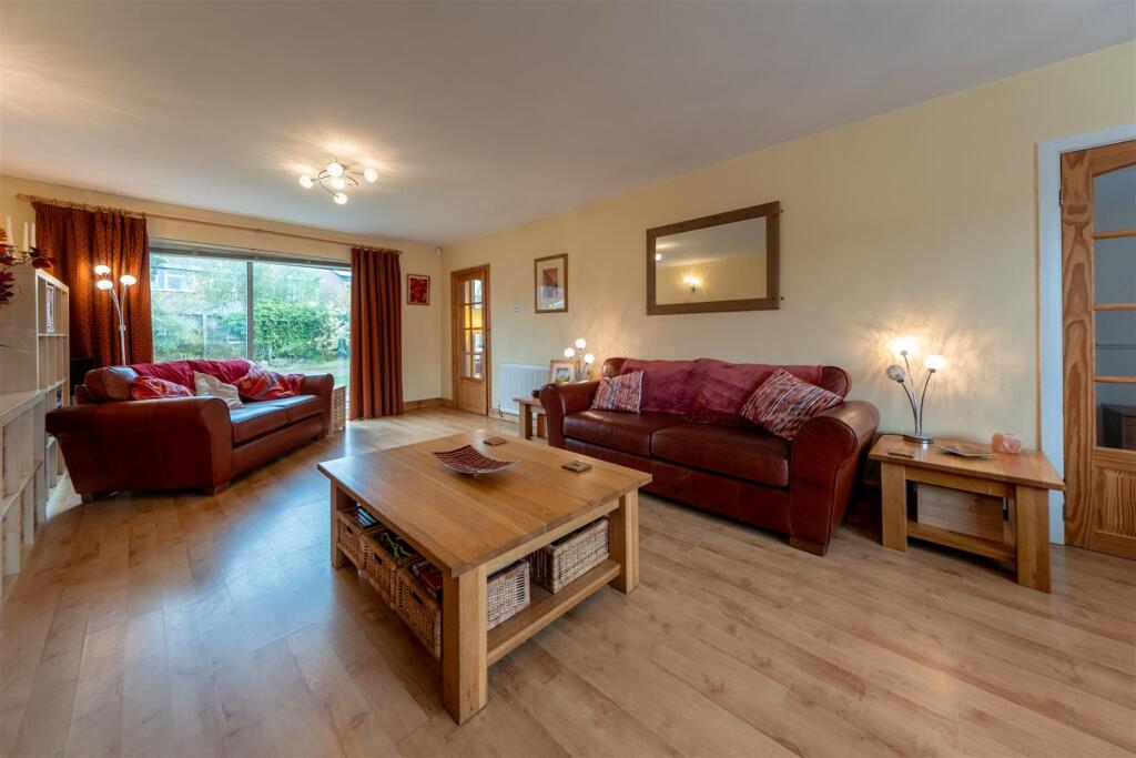 Burgamot Lane, Comberbach, Cheshire photo 4