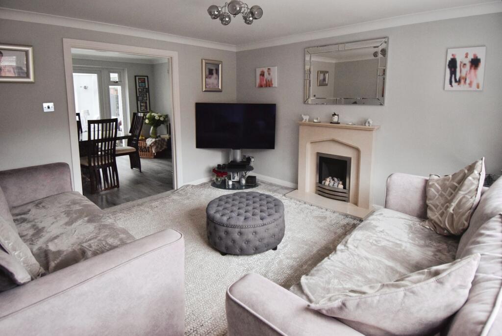 House in New Forest, Parsonage Park, Fordingbridge - View 5