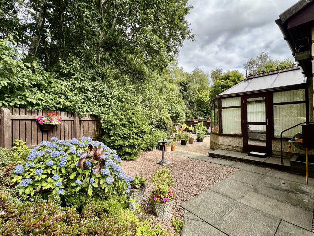 House in Glenrothes, Finglassie - More