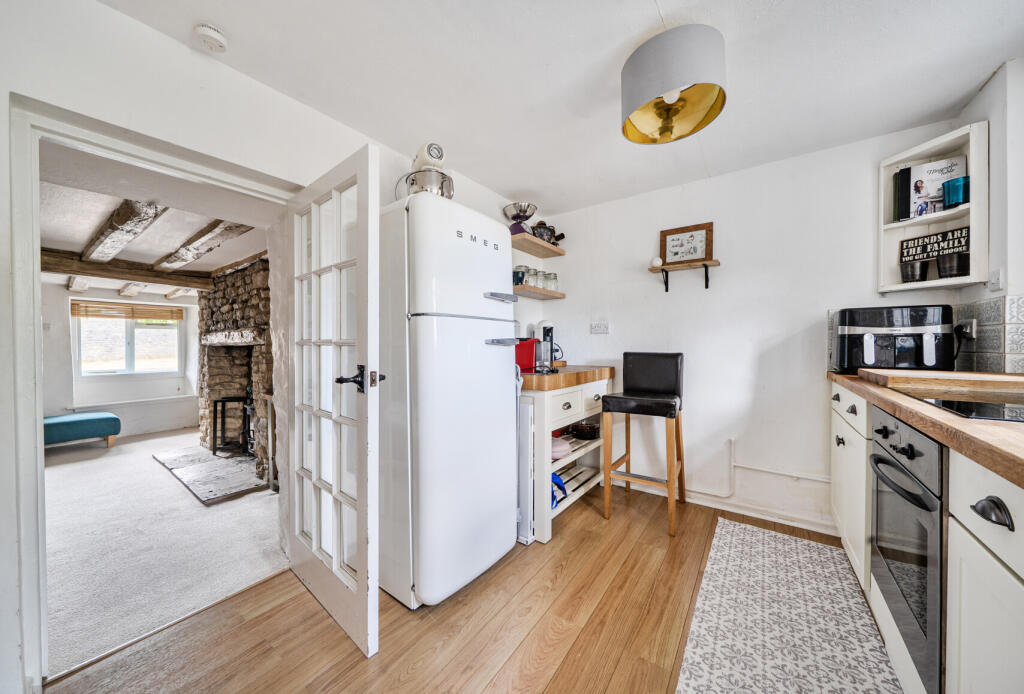 House in West Oxfordshire, Hanborough - View 5