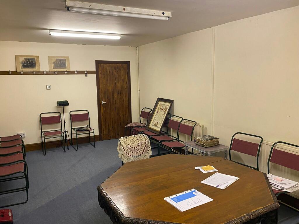 vestry4.jpg