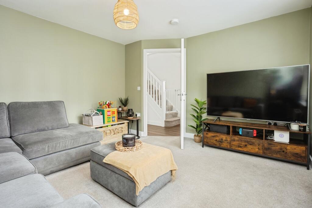 House in Charnwood, Stonebow Village - View 3