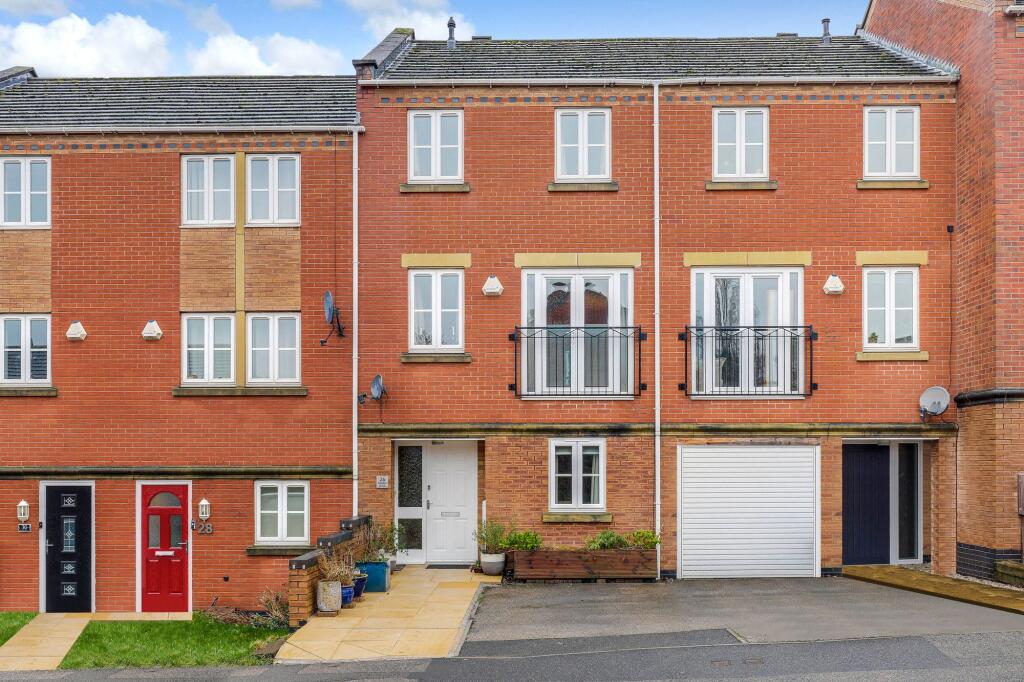3-bed other on Kelham Drive, Nottingham, NG5, £280,000